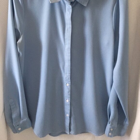 Laura's Blue Ladies Blouse - Size 8 - Picture 3 of 6